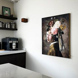 Klantfoto: Meisje met de Parel - The Metallic Edition (gezien bij vtwonen) van Marja van den Hurk, als ArtFrame