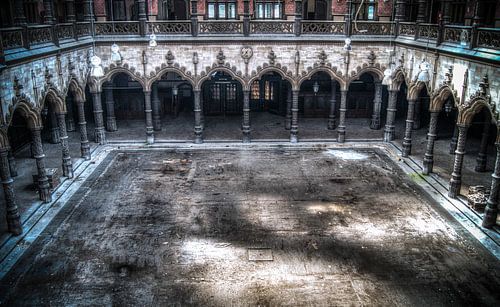 Ballroom of the past by David Smets