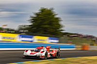 Le Mans 24 hours, the Porsche just after the Porsche Curve
