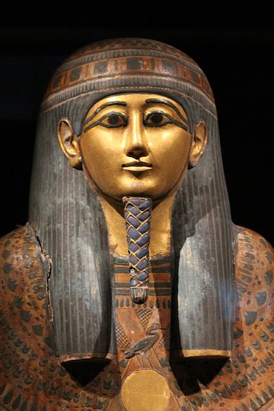 Sarcophagus by Paulien Hemelaar