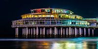 Pier van Scheveningen in een kleurrijk avondopname van MICHEL WETTSTEIN thumbnail