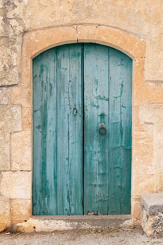 Grün-blaue Holztür auf Kreta