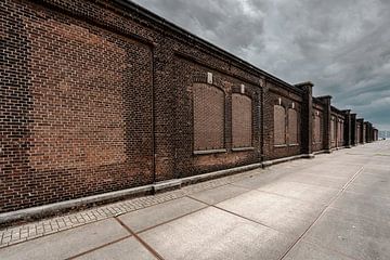 the wall by Bert-Jan de Wagenaar