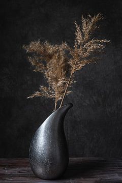 Stilleben "Die silberne Vase" von Mariette Kranenburg