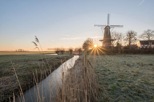Mooie zonsopkomst bij molen