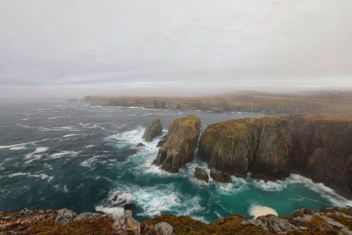 De schoorsteen bij Spillars Cove in Newfoundland en Labrador, Cana