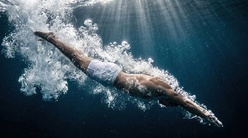 Abstieg unter Wasser