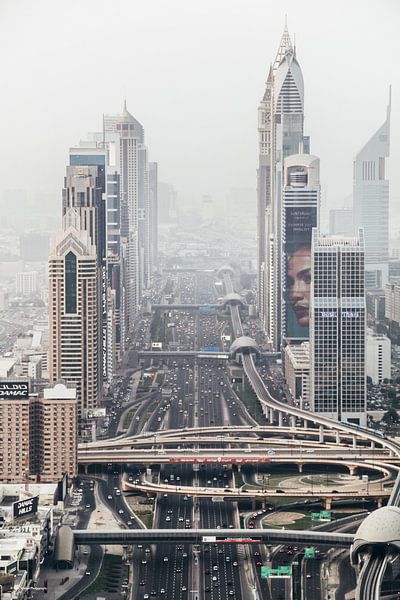 Dubai by Hello Pompoyo