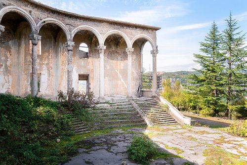 Bâtiment abandonné de l'extérieur.