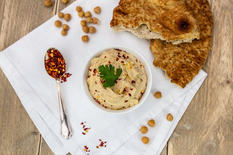 Hummus by Nina van der Kleij