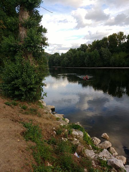 Een kano op de Dordogne by Veluws