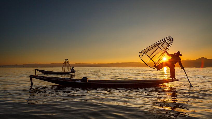 Die Fischer vom Inle See in Myanmar von Roland Brack