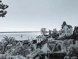 Le « Treppenviertel » à Hambourg-Blankenese - monochrome sur Werner Dieterich