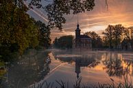 Bouvigne Castle at sunrise von Rob Bout Miniaturansicht