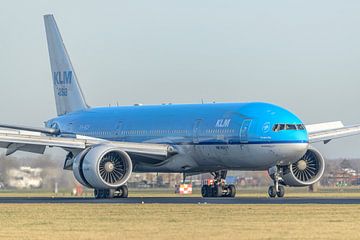 KLM Boeing 777-200 Ferrara City. by Jaap van den Berg