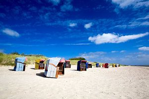 Strandkörbe auf Föhr von Angelika Stern