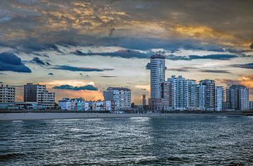 Vlissingen bij ondergaande zon van Lisette van Peenen