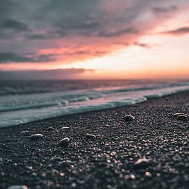 Icelandic Sunset by Colin van Wijk