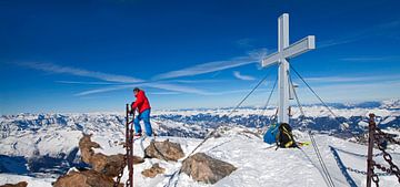 Het bergtopkruis op de Kitzsteinhorn 3203 m van Christa Kramer