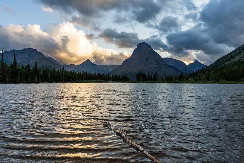 Glacier National Park, sunset Two Medicine Lake, Montana, USA by Jeroen van Deel