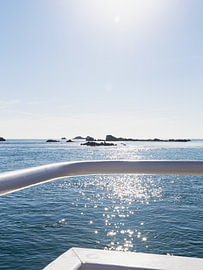 Leaving the Island by Michael Schulz-Dostal