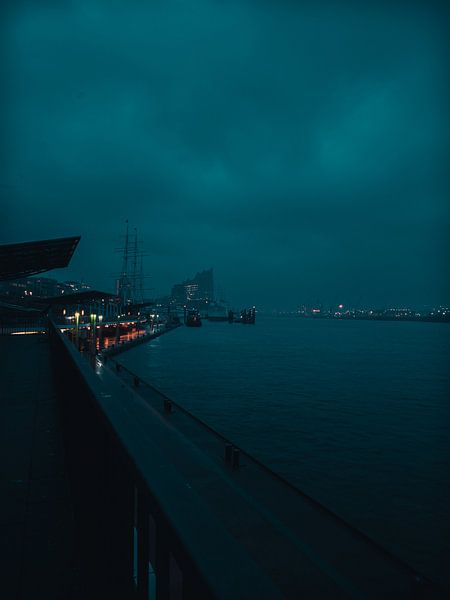 Hamburg by Hello Pompoyo