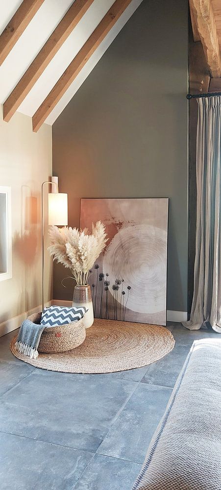 Japandi in Erdtönen  von Carla Van Iersel 