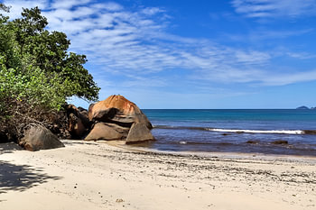 Traumhafter Stand auf den Seychellen