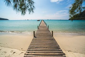 Der Steg bis zum Horizont von Anjo Kan