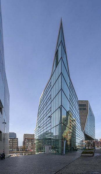 Public Prosecutor's Office building in Amsterdam by Peter Bartelings