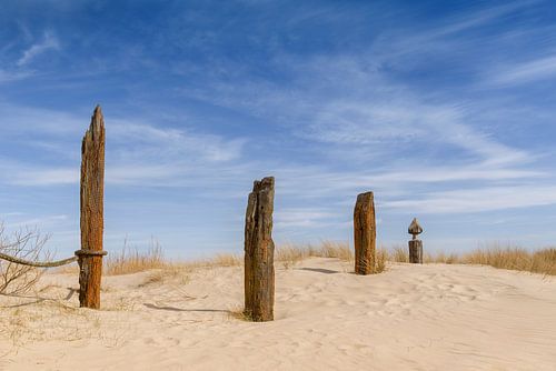 Volg de palen.  van Sigrid Westerbaan