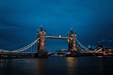 Tower Bridge - London by Night I by MADK
