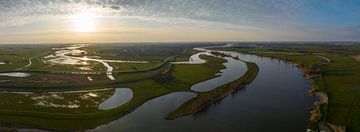 IJssel et Reevediep Coucher de soleil printanier Vue panoramique à vol d'oiseau