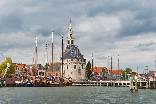 Hoofdtoren van Hoorn vanaf het water
