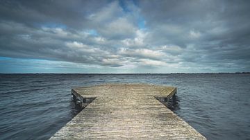 Boat mooring and recreation area for swimmers on the Frisian Lakes by Fotografiecor .nl