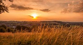 Zonsondergang Gulpen von John Kreukniet