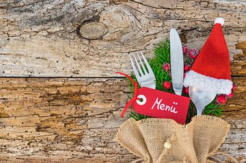 Christmas or Advent dinner table place setting by Alex Winter