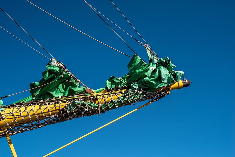 Klüverbaum eines alten Seglers von Thomas Riess