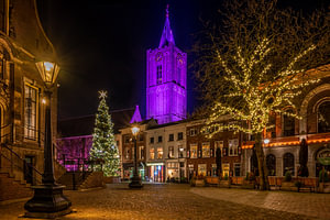 Grote Markt Schiedam mit Weihnachtsbaum