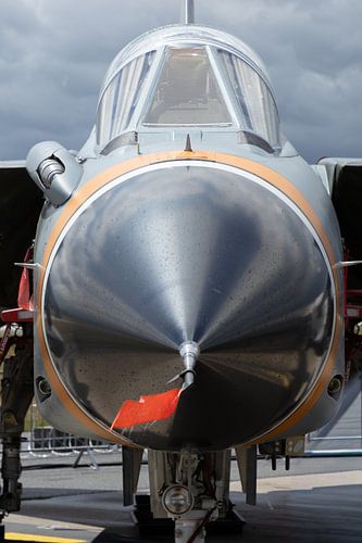 Voor aanzicht van de Panavia Tornado
