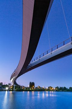 De Nesciobrug in Amsterdam van Marcel van den Bos