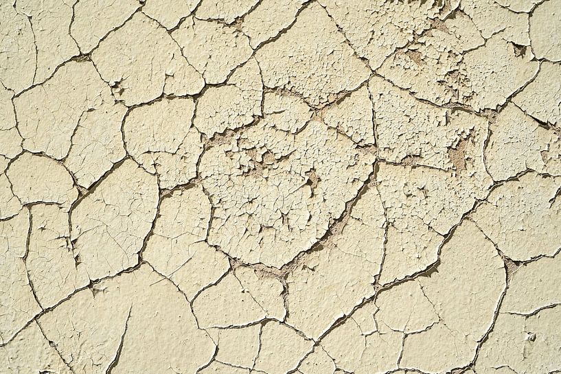 peinture écaillée sur une façade en mauvais état par Heiko Kueverling