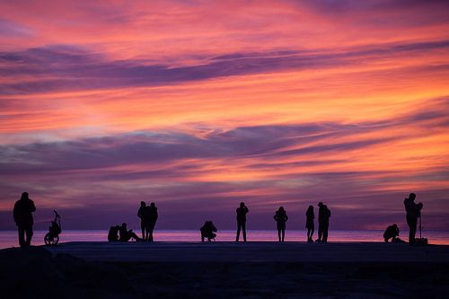 Silhouetten bij zonsopkomst