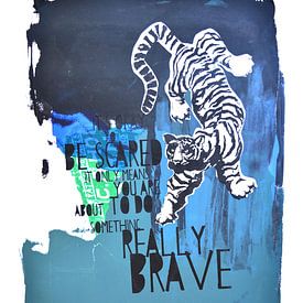 Brave blue tiger van Inge Buddingh