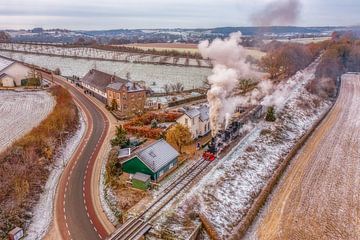 Dronefoto van het Miljoenenlijntje in kerstsfeer