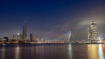 Nighttime Rotterdam van Sonny Vermeer
