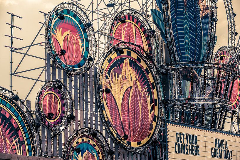 Festival Essence: Industrielle Pracht auf dem Paaspop, Extrema Outdoor und Solar Festival 07 eingefangen von FotoDennis.com | Werk op de Muur