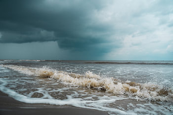 Sturm über dem Meer