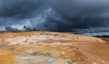 Geothermisch landschap Krafla op IJsland van Daan Kloeg