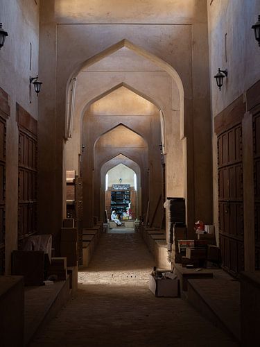 Man in the atmospheric souk of Nizwa, Travel Photography Oman